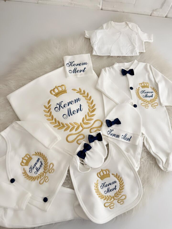 Erkek bebek 10 parça hastane çıkış seti.