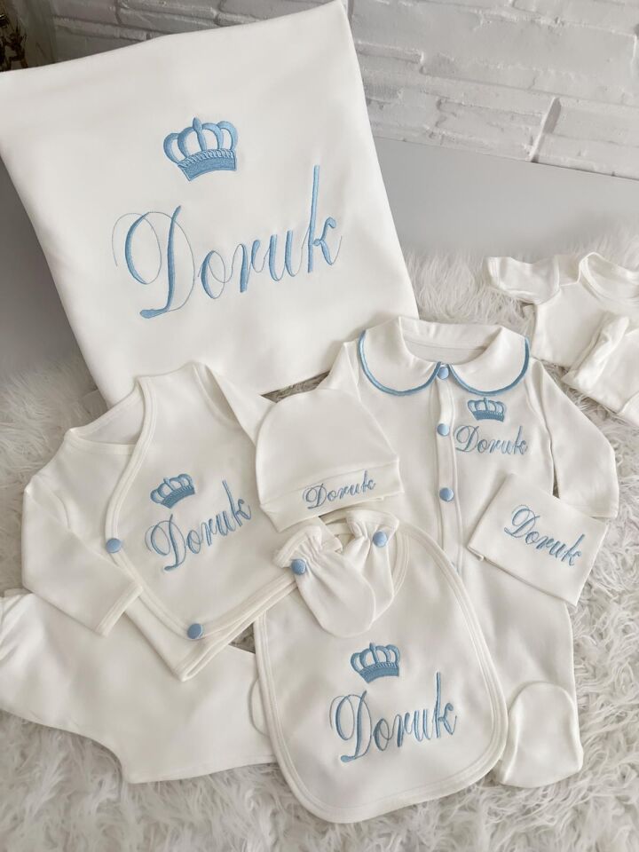 Erkek bebek 10 parça hastane çıkış seti.