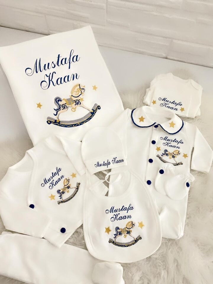 Erkek bebek 10 parça hastane çıkış seti.